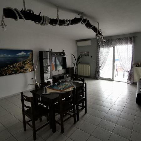 Elli'S House Apartment Керамоти Екстериор снимка